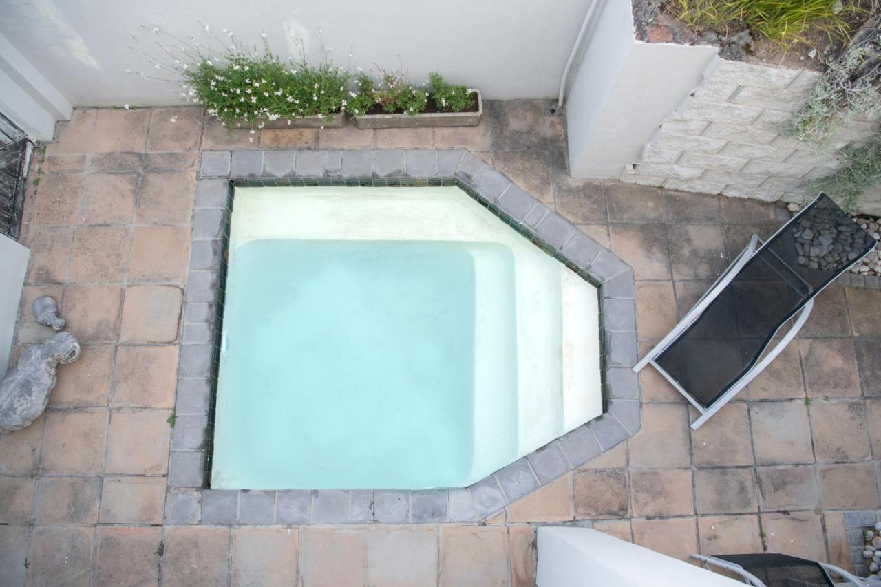 Camps Bay Guest Suite With Private Pool Kaapstad Buitenkant foto